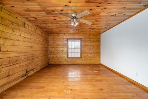 100382South3420Rd-Interior-19