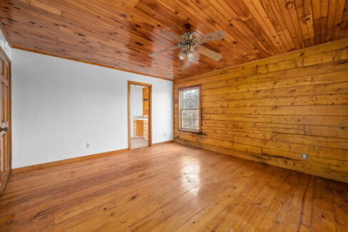 100382South3420Rd-Interior-20